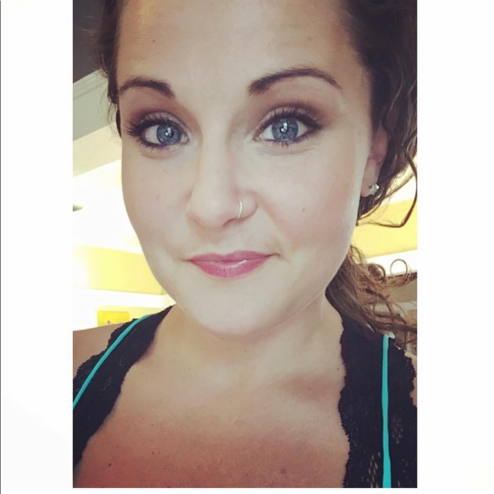 Meet your Posher, Samantha